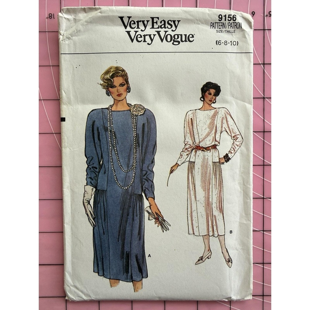 Vogue Easy Pattern 9156 Misses' Loose-Fitting A-Line Dress Size 6-10 UC FF